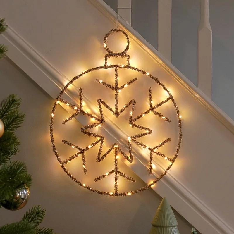 festive-lights-135638